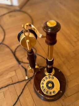 Starožitný stojanový telefón TESLA - 3