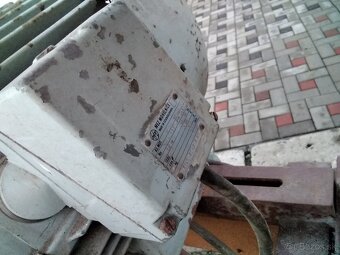 Predám elektromotor 7,5Kw 2910ot - 3