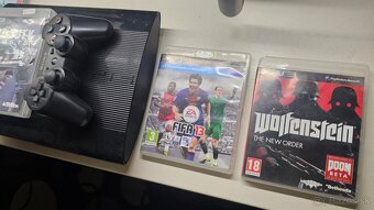Sony Playstation 3 super slim + hry + joypad - 3