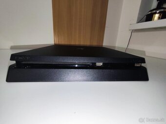 PS4 Slim 1TB + ovládač + príslušenstvo - 3