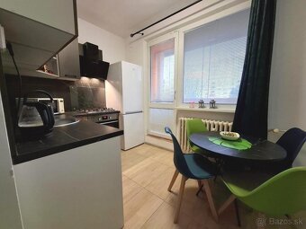 PRENÁJOM: 1 IZBOVÝ BYT 36 M2 Z TOHO LODŽIA 3M2, JUH 3 POPRAD - 3
