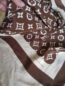 Hodvábný šal 75x78cm Louis Vuitton -Paris - 3