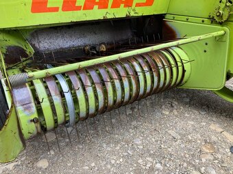 Balíkovač Claas Markant 50 - 3