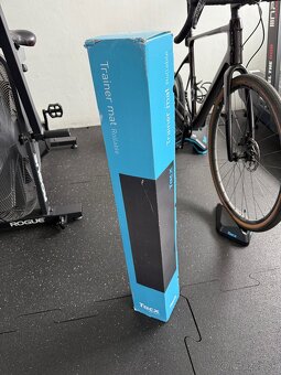 Tacx - rolovateľná podložka pod trenažér a bicykel - 3