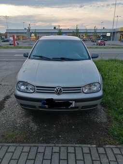Volkswagen golf - 3