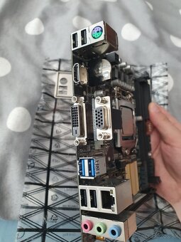 Asus h110i - plus + intel i5 6600K - 3