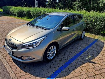 Kia Ceed 1,4 FIFA World Cup Edition - 3