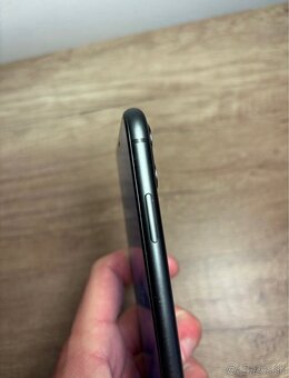 Predám Iphone 11 - 3