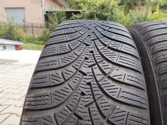 Pneumatiky Goodyear 205/55R16 zimné 4ks - 3