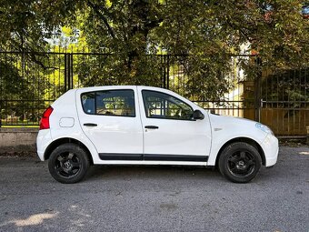 Dacia Sandero 1.4 Access 55kw benzín - 3