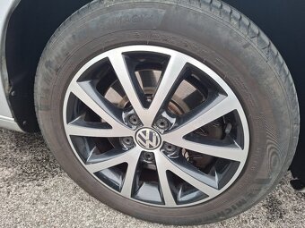 Volkswagen Touran 2.0 TDI Comfortline - 3