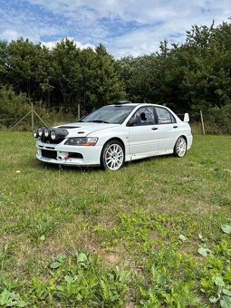 Mitsubishi Lancer Evo IX R4 - 3