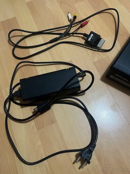 Predám XBOX 360 - 3