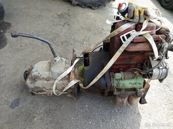 Robur, dh 112, příruba Zetor traktor v3s - 3