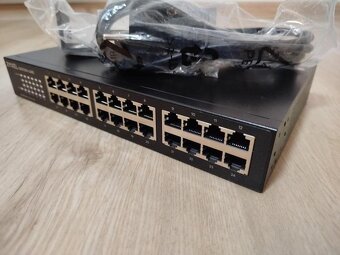 ZyXEL Switch 24 port GS1100-24E Gigabit - 3
