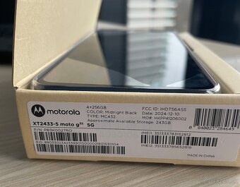 Nova nepouzita Motorola Moto G35 256GB - 3