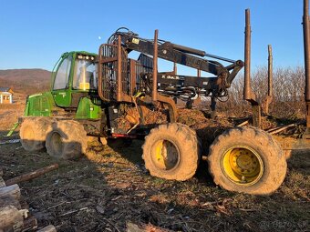 Vývozka John Deere 1110E - 3