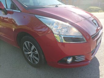 Peugeot 5008 110kW ročník 2010 diesel - 3