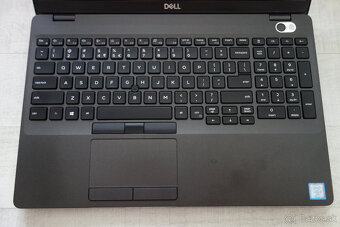 DELL Latitude 5501 - 3