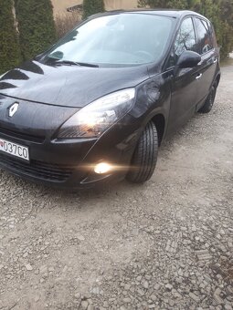 Renault - 3