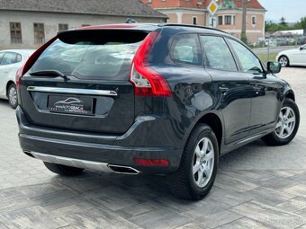 Volvo XC60 D4 Momentum Geartronic AWD - 3