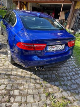 Jaguar XE AWD 2.0d - 3