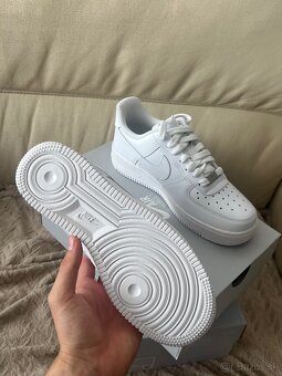 Nike Air Force 1 biele - 3