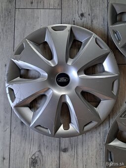 Kryty kolies, puklice FORD R16 - 3
