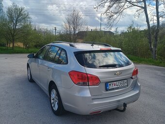 Chevrolet Cruze SW - 3