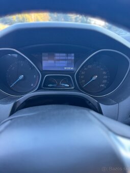 Ford focus 1.6 - 3