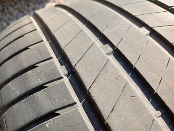 Predam 2ks pneu 245/40/r19 letne 94W Bridgestone - 3