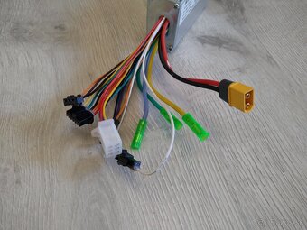 Kukirin g2 pro riadiaca jednotka - 3