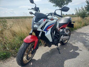 Honda cb650f - 3