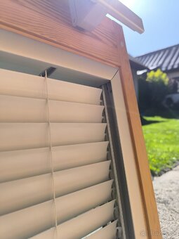 Žalúzia na strešné okno VELUX - 3