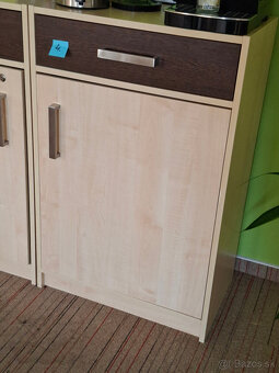 Predám kancelársky nábytok - 3