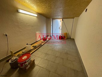 ADOMIS - prenájom garáž s elektrikou Mlynská ulica 26, 18m2, - 3