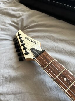 Predam gitaru Fernandes Vortex - 3