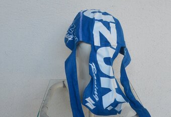 Suzuki šatka na hlavu - 3