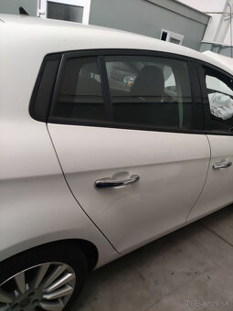 Predám dvere na Fiat Bravo II 2 2006-2014 - 3