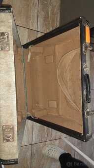 Predam zachovaly akordéon - 3