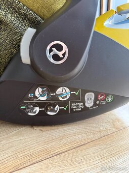 Cybex Cloud Z i-size Mustard yellow - 3