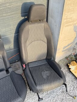 Predám sedadla Seat Leon 5f ST látkové - 3