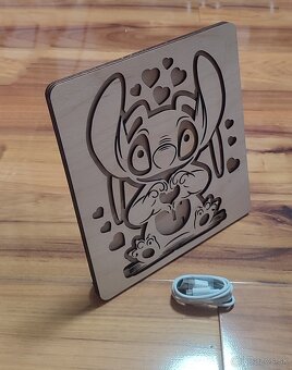 Dekoratívna nabijateľná LED lampa s motívom Lilo - 3