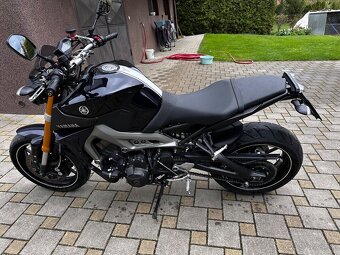 Yamaha mt09 - 3