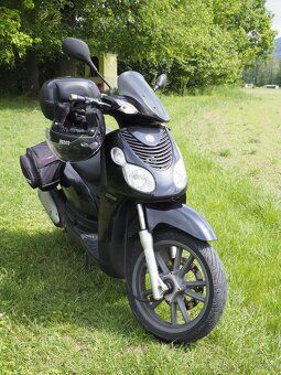 Piaggio Carnaby 125 - 3