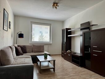2-izbový byt na prenájom, Novozámocká ulica - 3