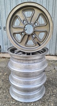Disky Škoda Kopretiny Otviraky 4x130 4.5Jx13 - 3