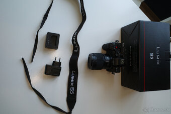 Panasonic Lumix S5 + Lumix 35mm + Lumix 20-60mm - 3