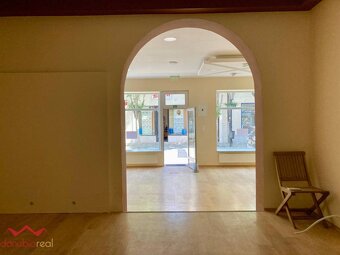 Vkusný obchodný priestor na prenájom v centre Komárna - 3