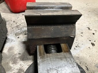 Pritmaticky zverák - 3